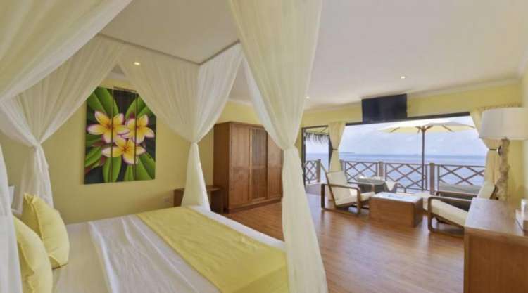 interno water bungalow